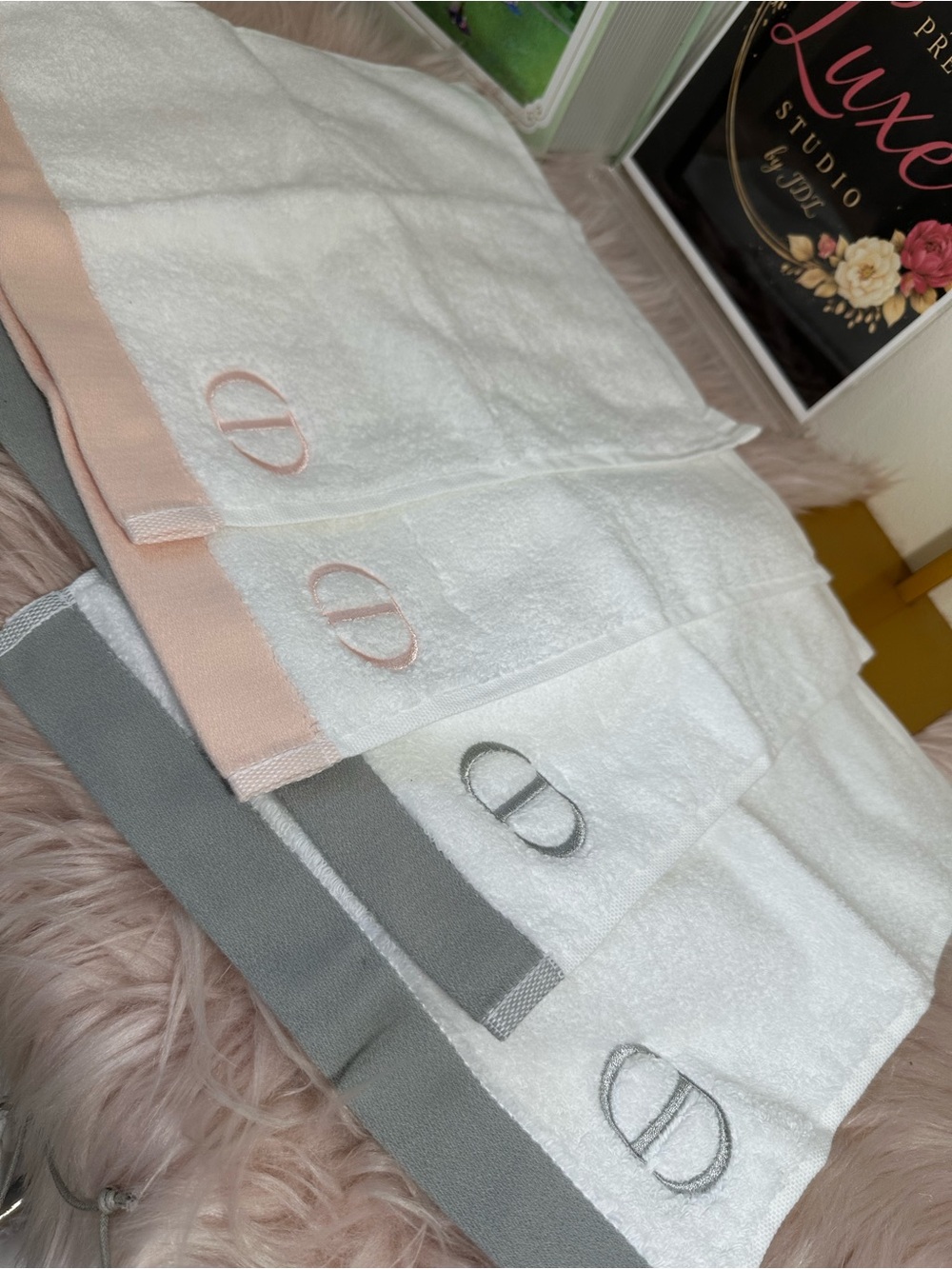 4 pcs DIOR Beauty face towel
